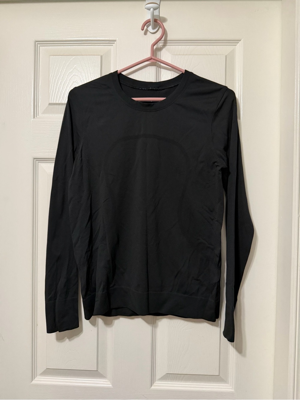 Lululemon athletica relaxed swiftly long sleeve shirt size 6 vvvguc